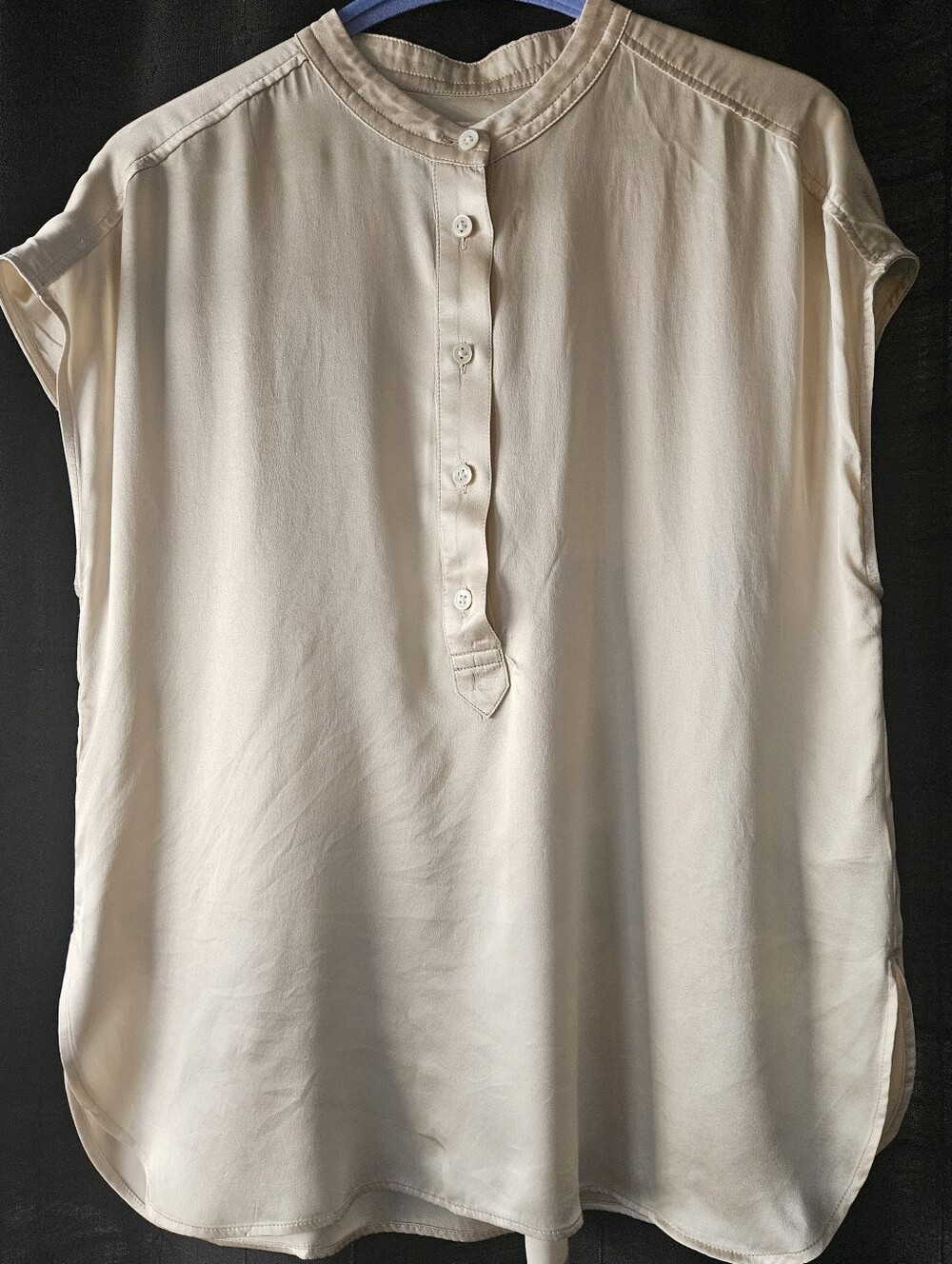 Banana Republic 100% Silk Mandarin Collar Henley Blouse - XS - Picture 2 of 7